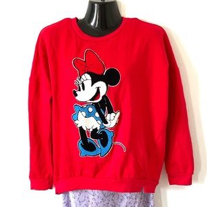 Disney Red Minnie embroidery crew neck pullover/sweatshirt